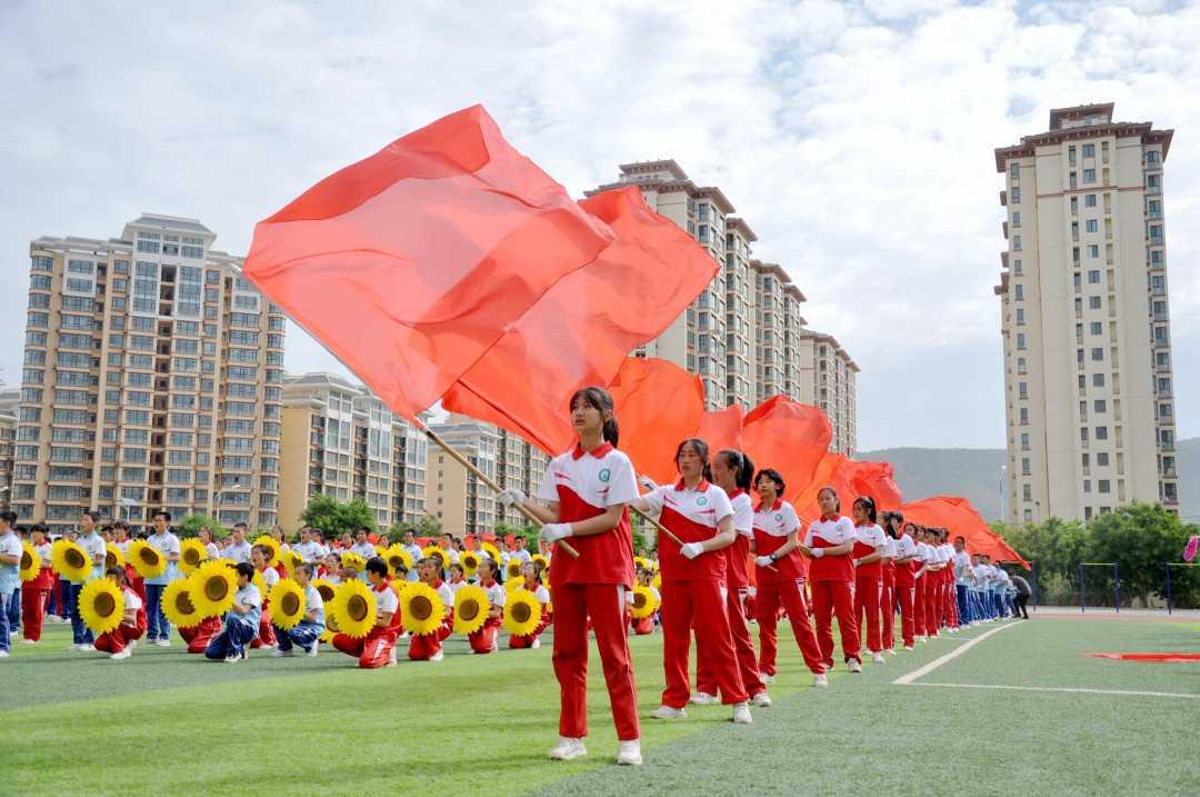 恐龙绝地逃生